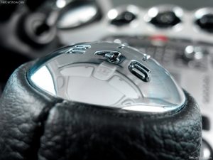 Peugeot-308_2008_800x600_wallpaper_2d